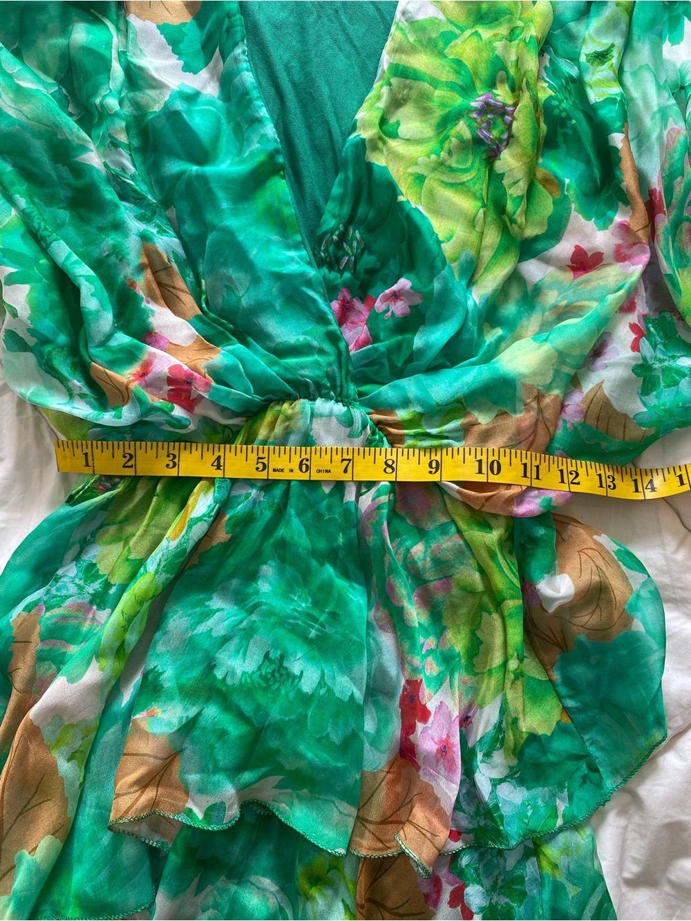 NT Amati Green Floral Tie-Front Midi Dress by - Picture 8 of 9